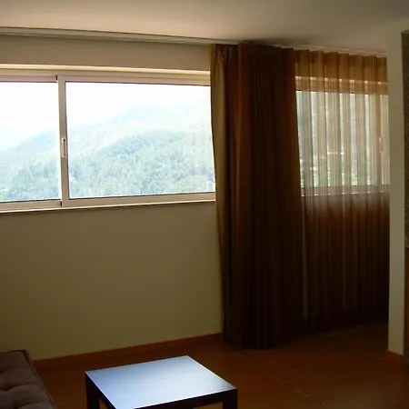 Lagoa Azul Do Hotel Gerês