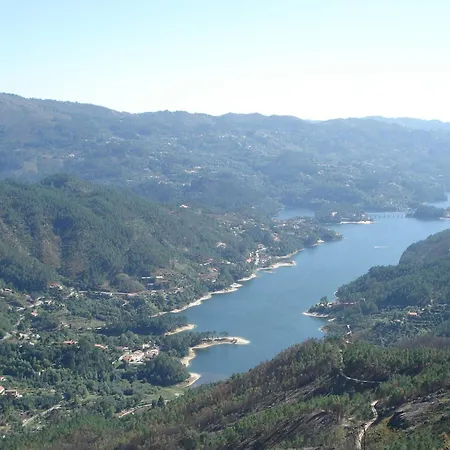 Lagoa Azul Do Hotel Gerês