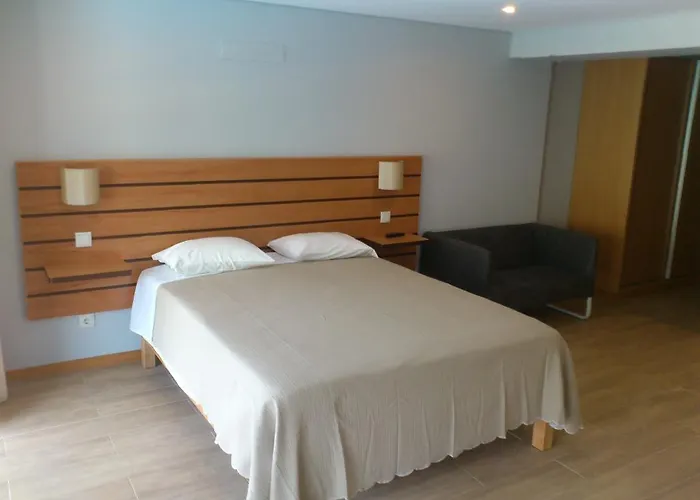 Lagoa Azul Do 2* Gerês