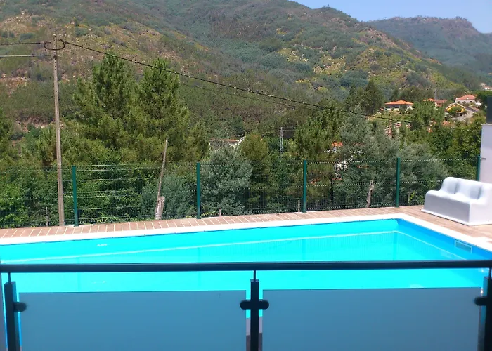 Lagoa Azul Do Hotel Gerês