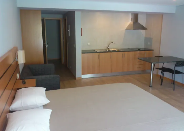 Lagoa Azul Do Gerês