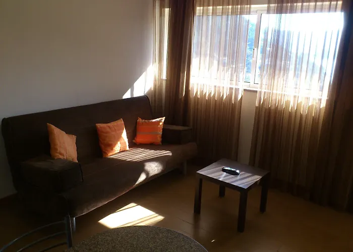 Lagoa Azul Do Gerês